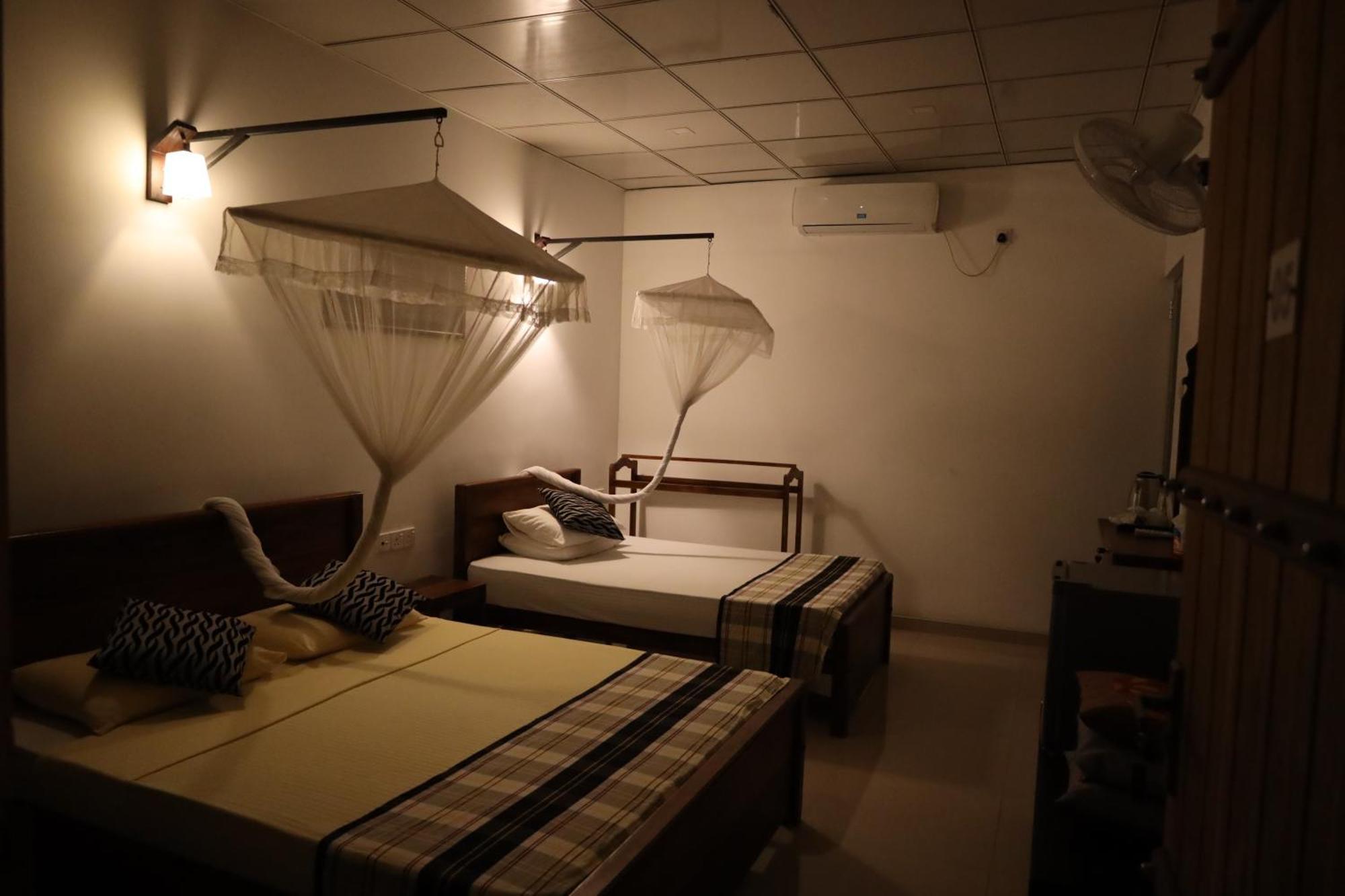 Max Safari Villa Udawalawe Bagian luar foto